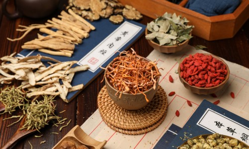 中药蚂蚁窝图片-中药蚂蚁图片网 - 中药蚂蚁有毒吗,中药蚂蚁有副作用吗